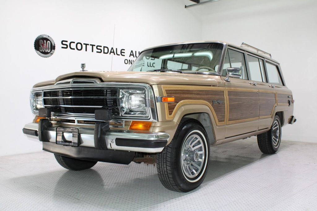 1989 Jeep Grand Wagoneer