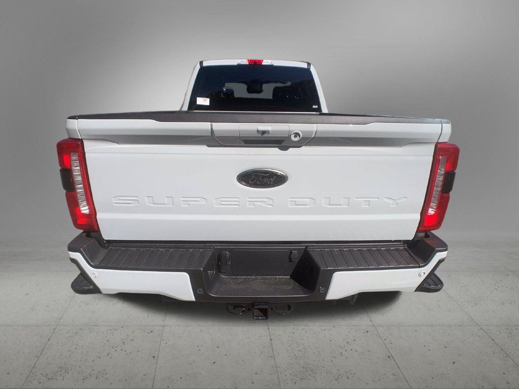 2026 FORD F-250 LARIAT 缩略图 4