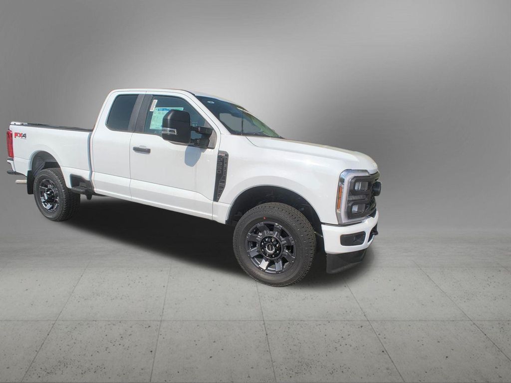صورة 7 لـ 2026 FORD F-350 XL
