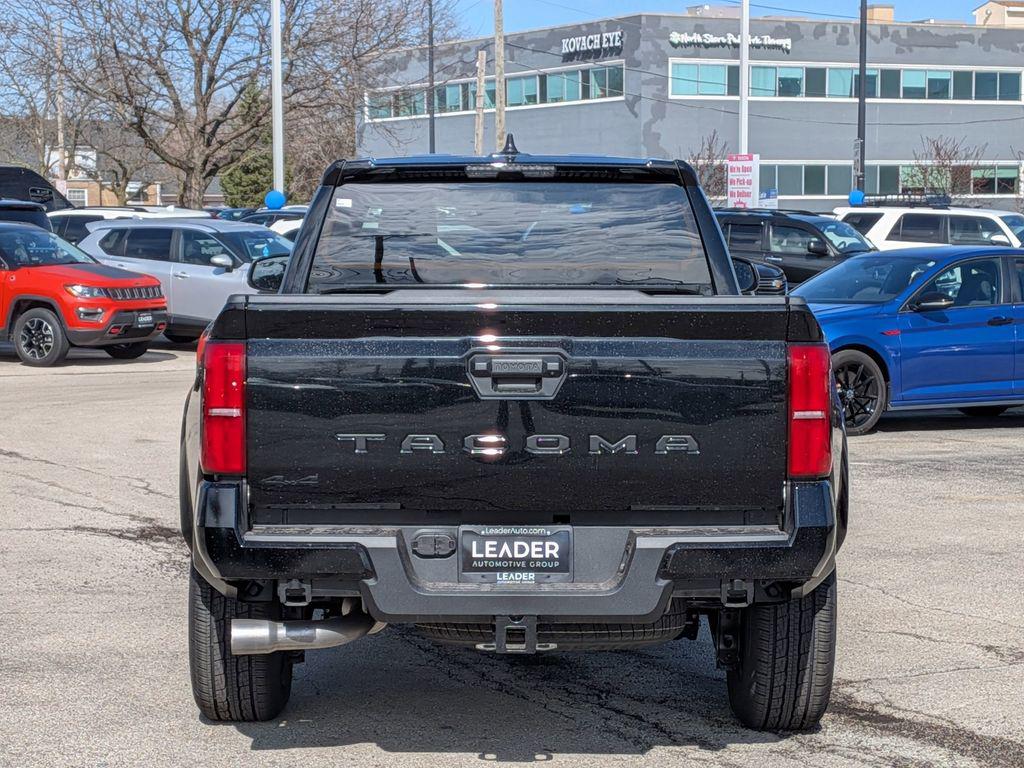 TOYOTA TACOMA - 6