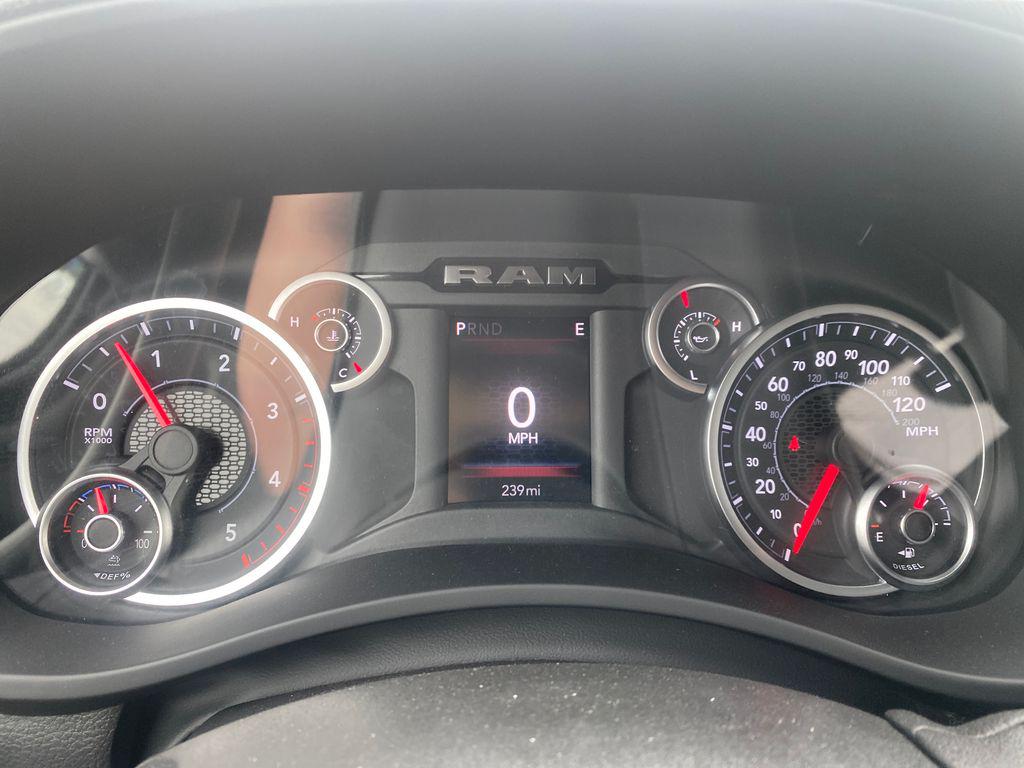 2026 RAM 2500 TRADESMAN CREW CAB 4X4 6'4' BOX photo 9
