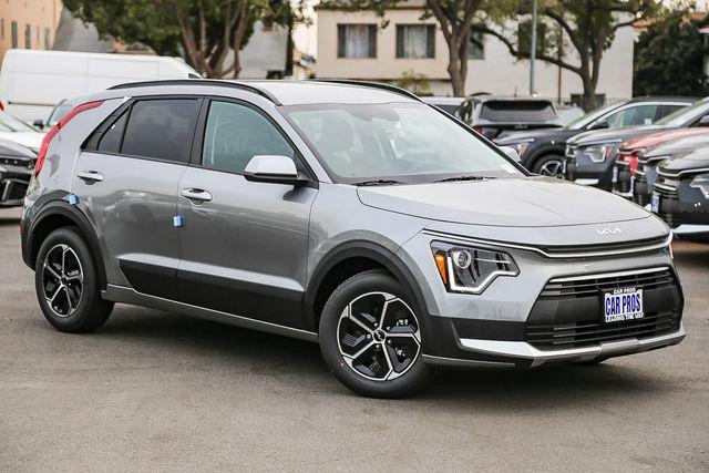 New 2026 Kia Niro LX