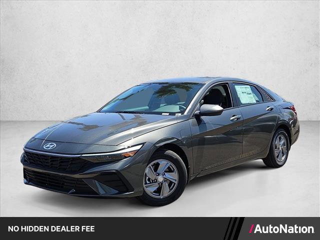 New 2026 Hyundai ELANTRA SE