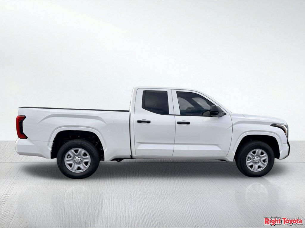 TOYOTA TUNDRA - 8