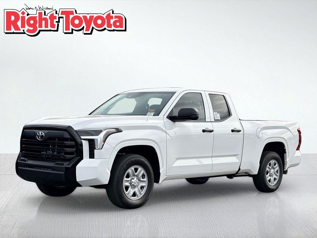 TOYOTA TUNDRA - 1