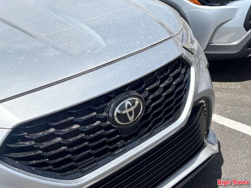 TOYOTA HIGHLANDER - 7
