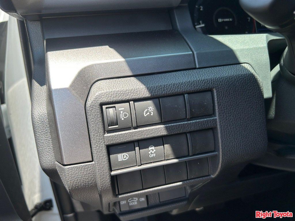 2026 Toyota TACOMA SR5 — миниатюра 23