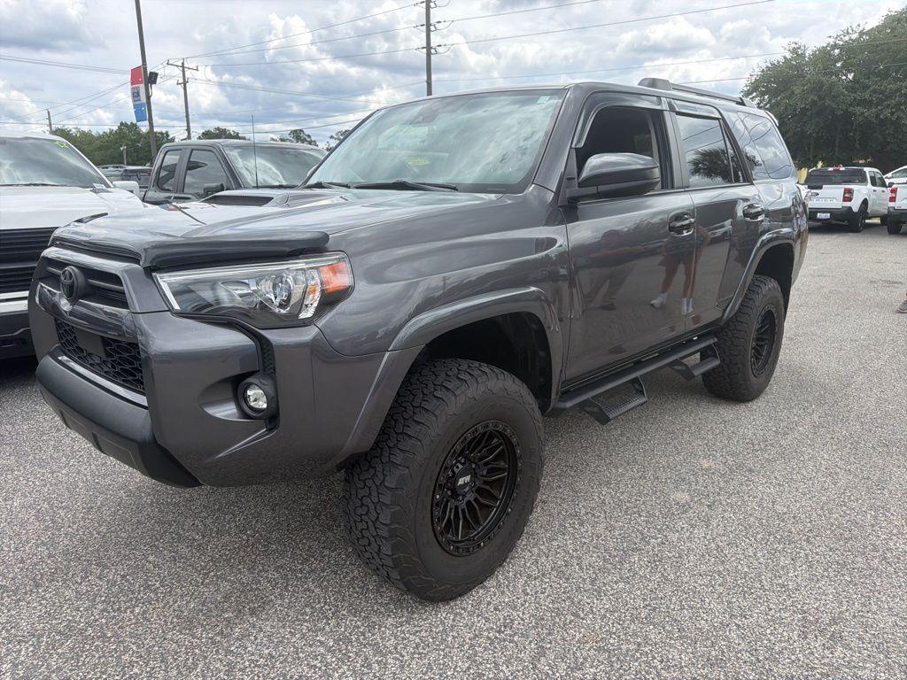TOYOTA 4RUNNER - 1