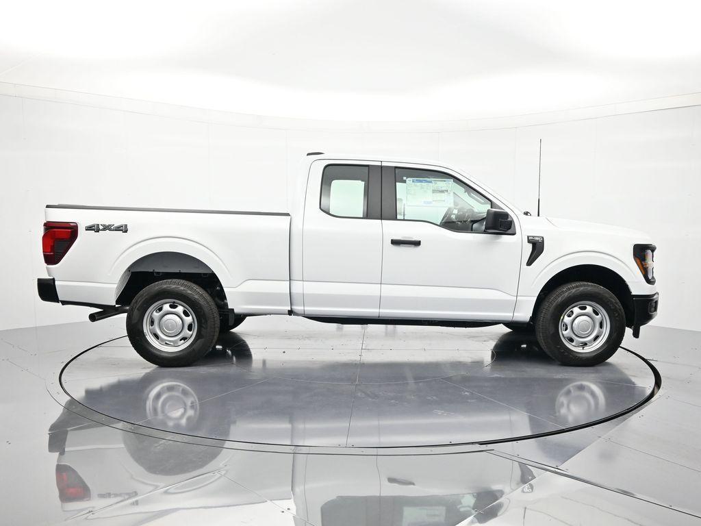 FORD F-150 XL - 4