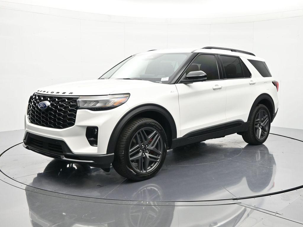 New 2026 Ford Explorer ST-Line