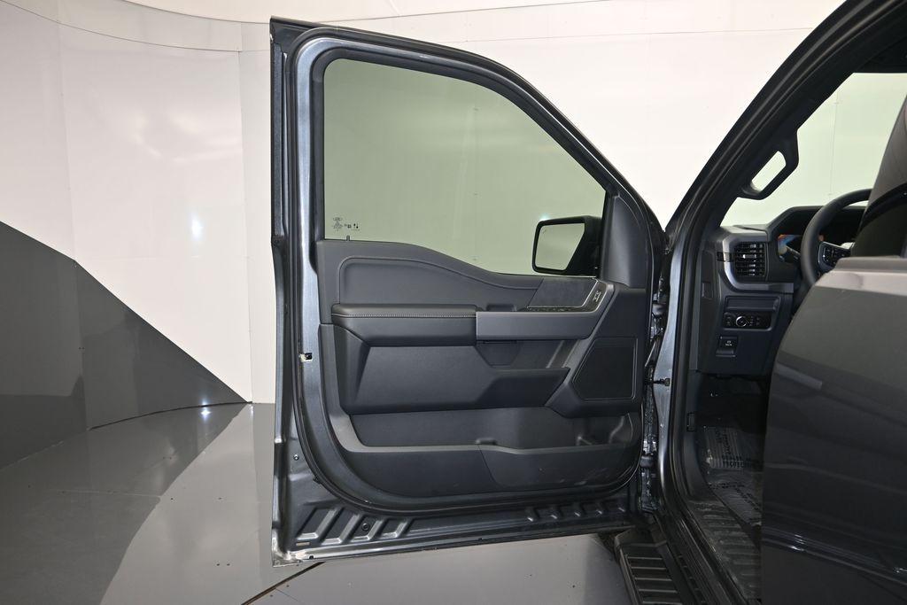 2026 FORD F-150 XLT 照片 10