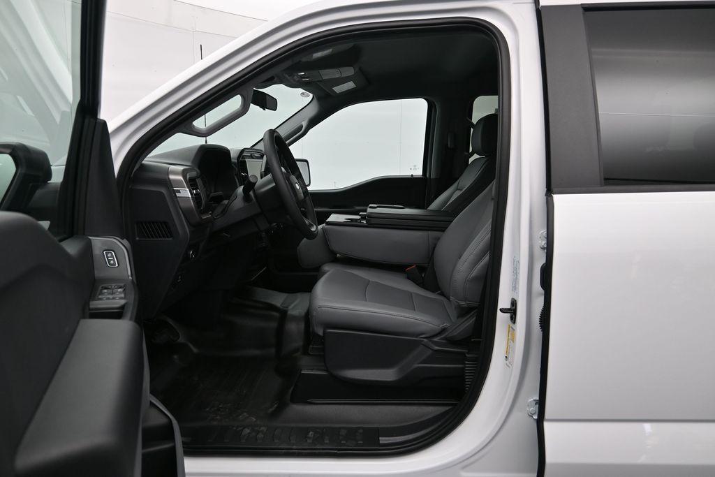 صورة مصغرة 19 لـ 2026 FORD F-150 XL