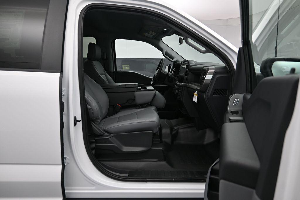 صورة مصغرة 25 لـ 2026 FORD F-150 XL