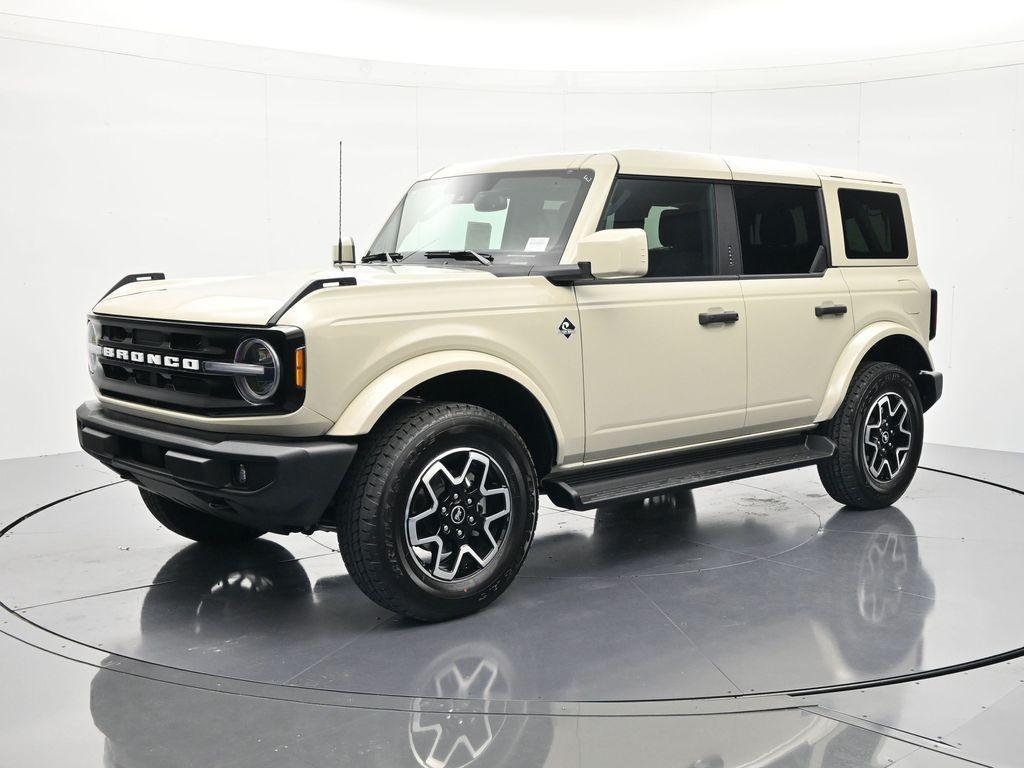 New 2026 Ford Bronco Outer Banks