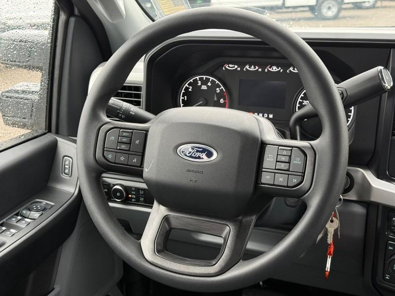 صورة 8 لـ 2026 FORD F-250 XL