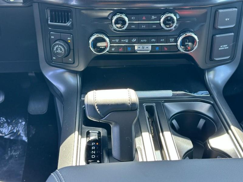 FORD F-150 LARIAT - 8
