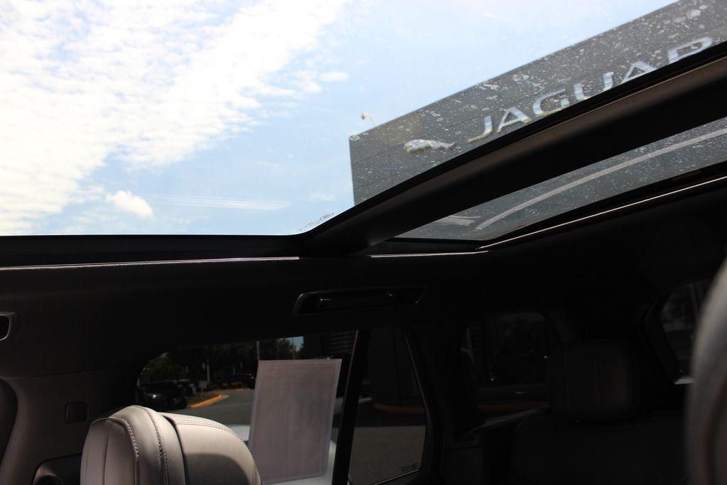 2023 LAND Rover RANGE ROVER P400 SE — миниатюра 18
