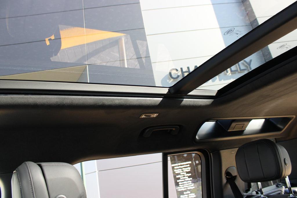 2026 LAND Rover DEFENDER 110 P525 V8 — миниатюра 27