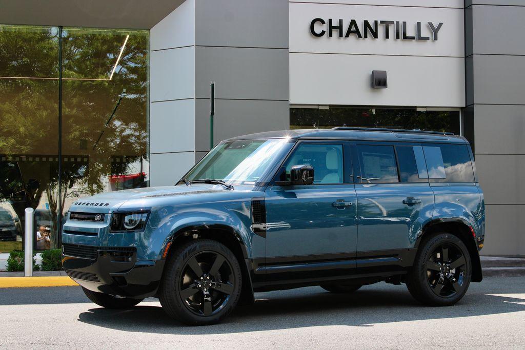 New 2026 Land Rover Defender 110 P400 X-Dynamic SE