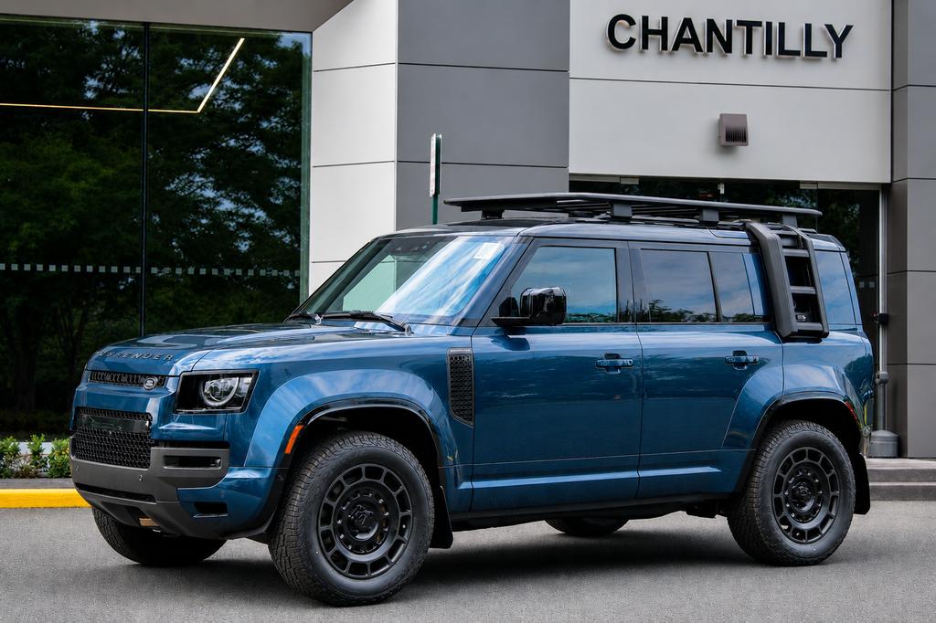 New 2026 Land Rover Defender 110 P635 OCTA