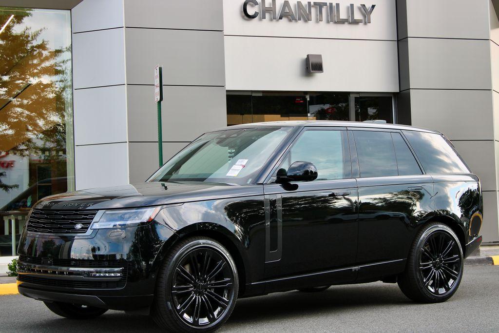 New 2026 Land Rover Range Rover P400 SE