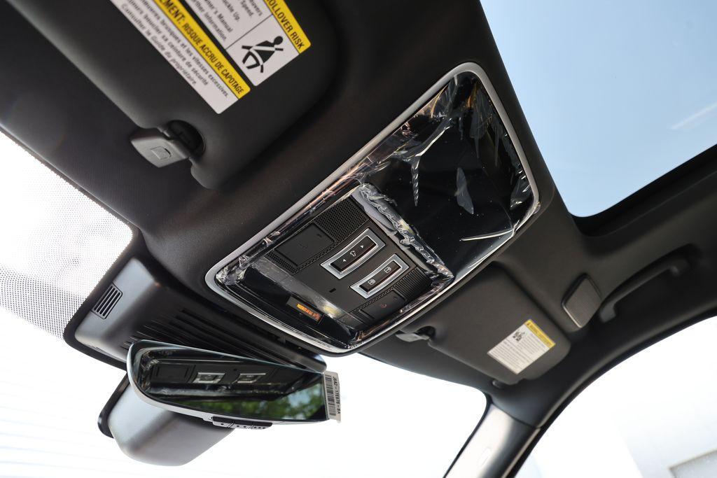 2026 LAND Rover RANGE ROVER VELAR P250 DYNAMIC SE thumbnail 14
