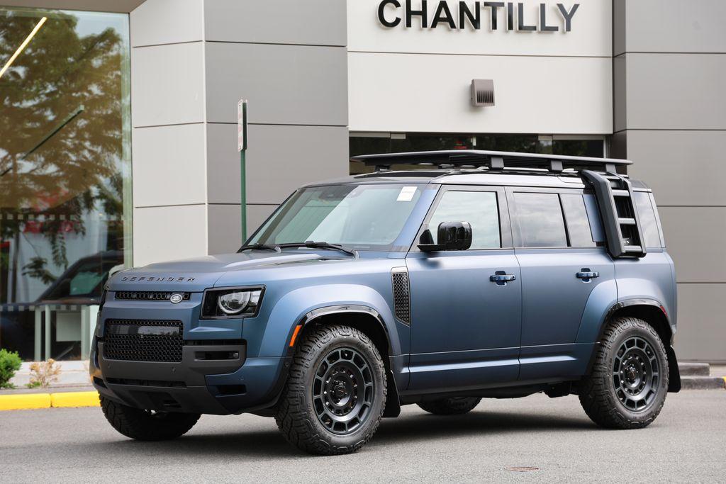 New 2026 Land Rover Defender 110 P635 OCTA