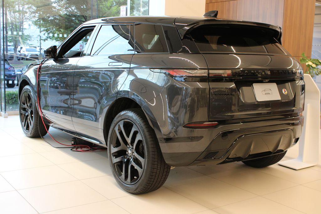 صورة 3 لـ 2026 LAND Rover RANGE ROVER EVOQUE HOXTON EDITION