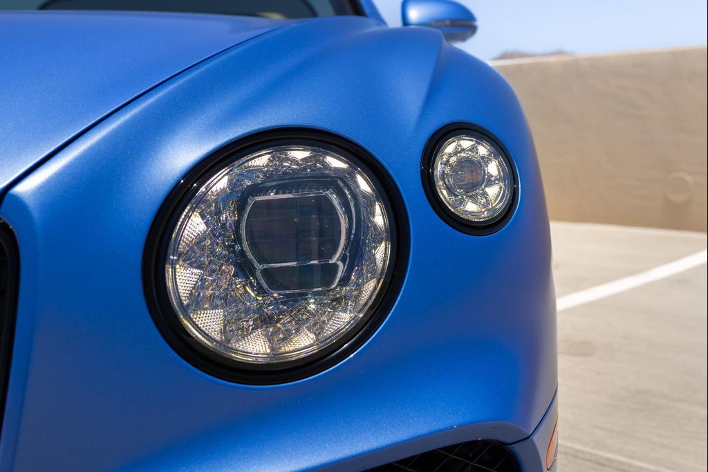 2020 Bentley CONTINENTAL GT V8 — миниатюра 27