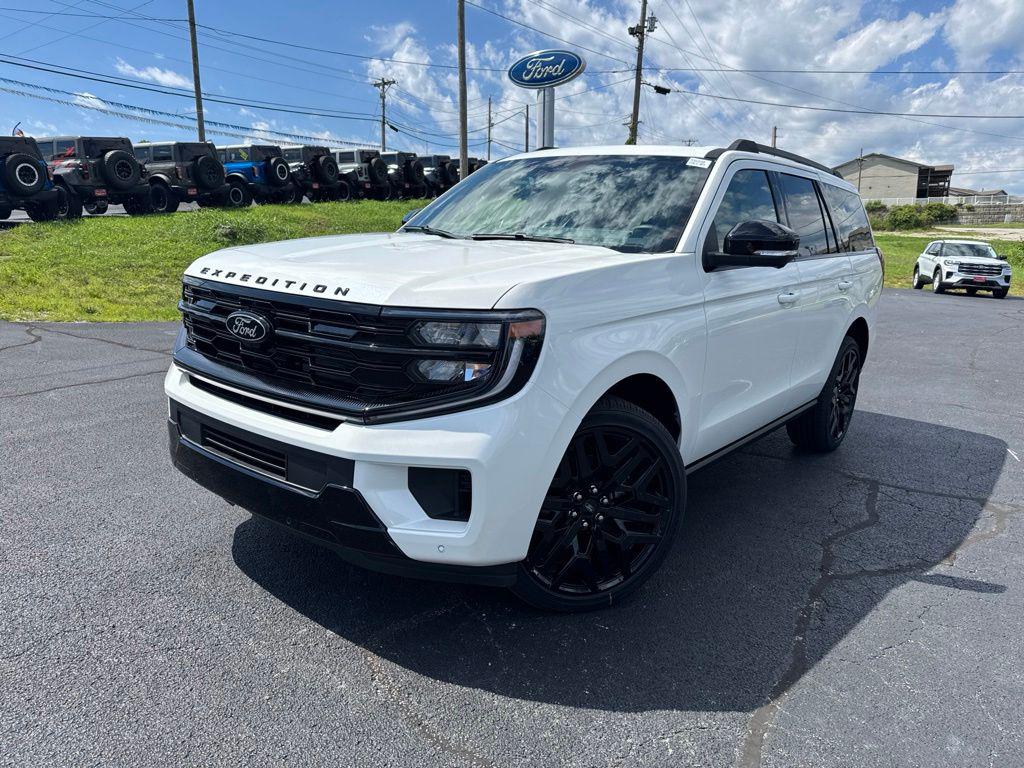 New 2026 Ford Expedition Platinum
