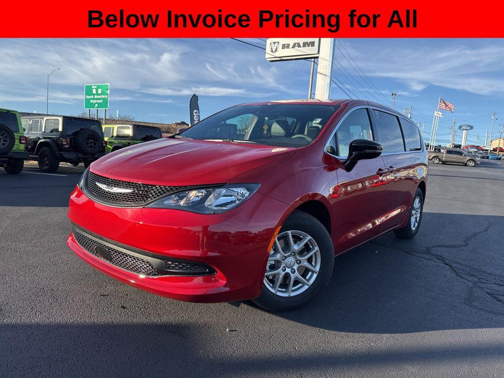 New 2026 Chrysler Voyager LX