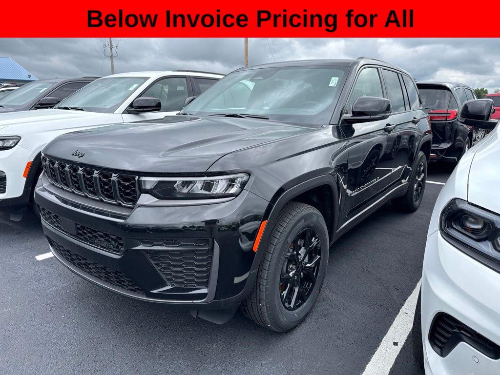 New 2026 Jeep Grand Cherokee Altitude