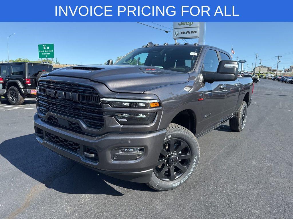 New 2026 RAM 2500 Laramie Crew Cab 4x4 6'4' Box