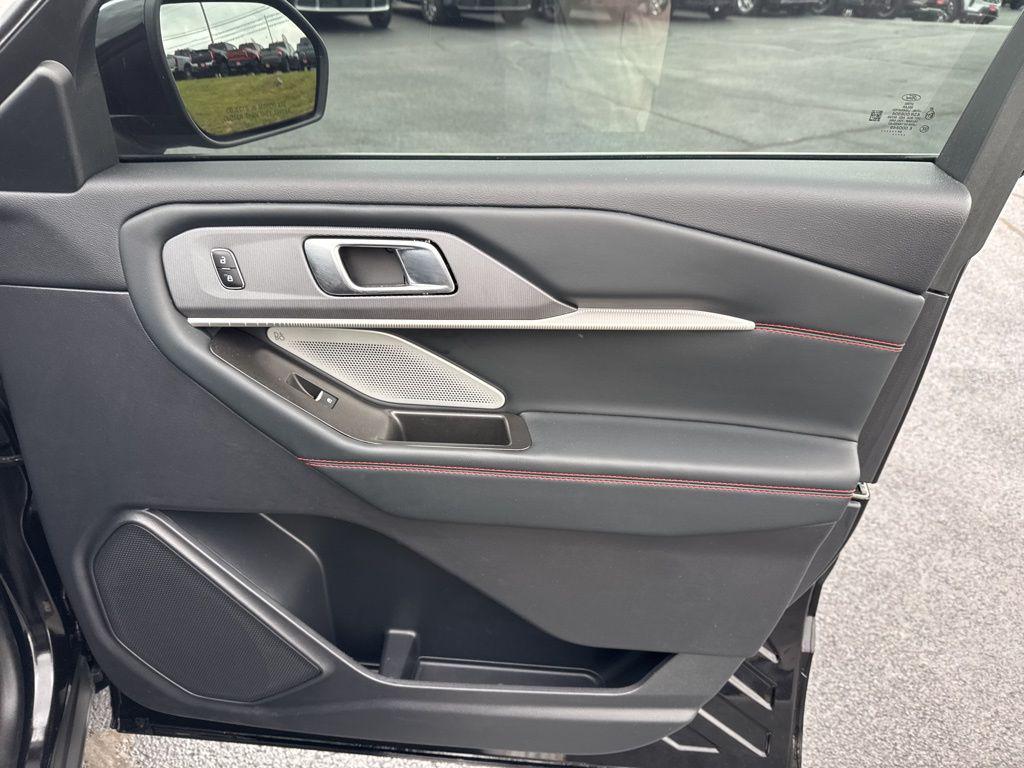 2025 FORD EXPLORER ST — миниатюра 32