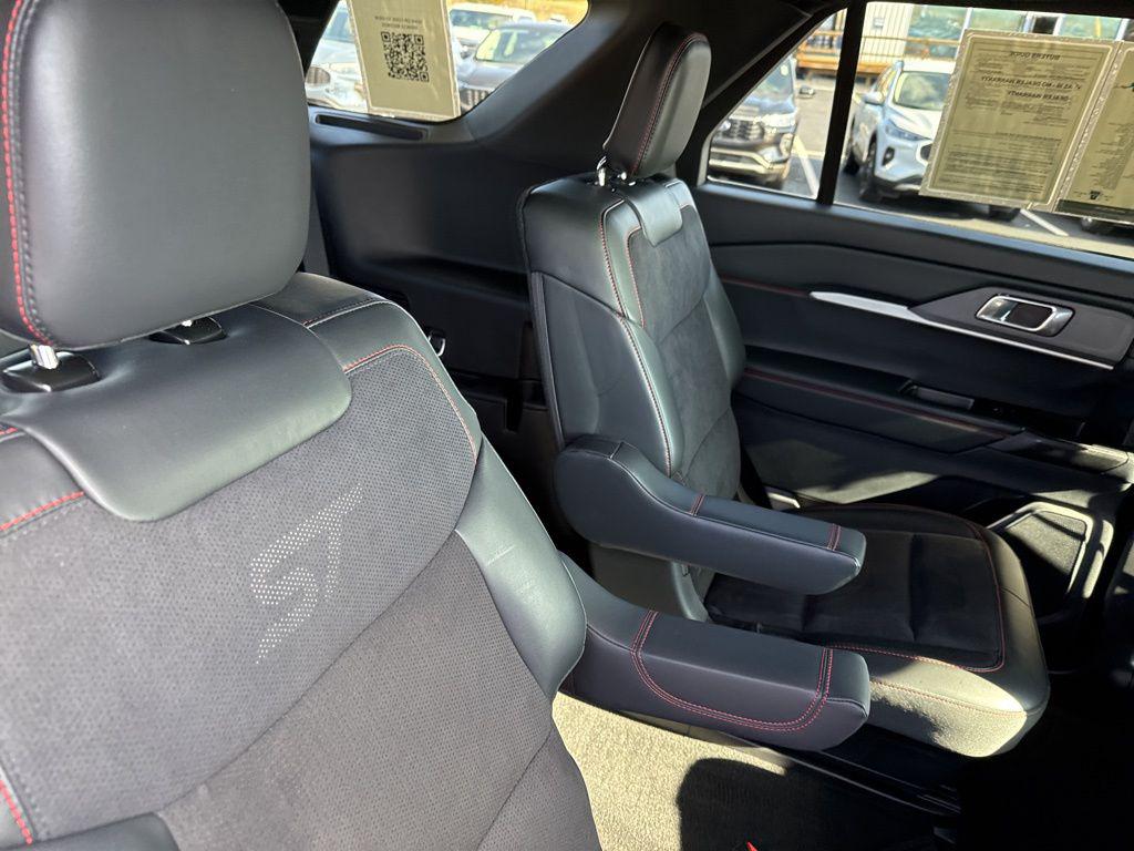 صورة مصغرة 26 لـ 2025 FORD EXPLORER ST