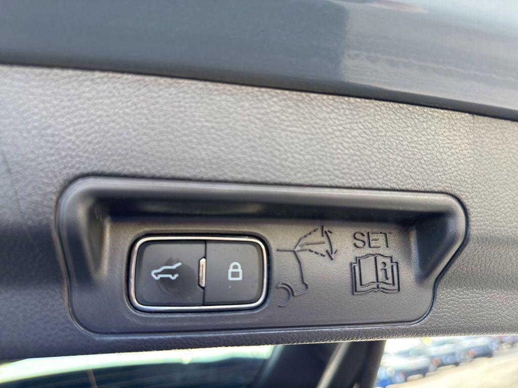 صورة مصغرة 24 لـ 2025 FORD EXPLORER ST