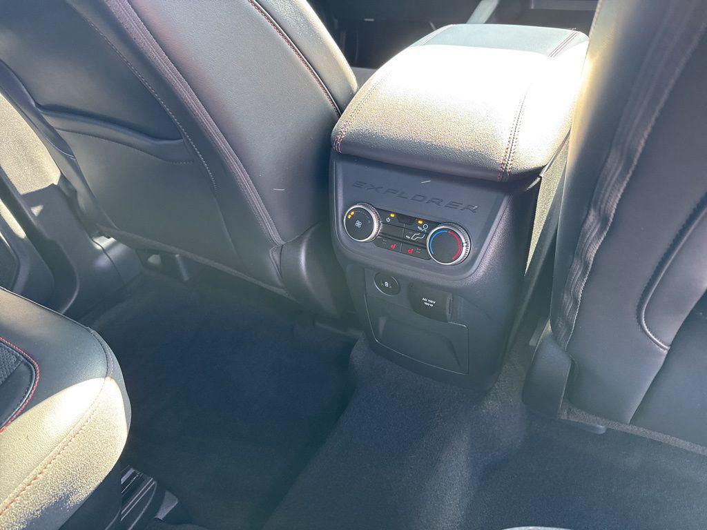 صورة مصغرة 28 لـ 2025 FORD EXPLORER ST