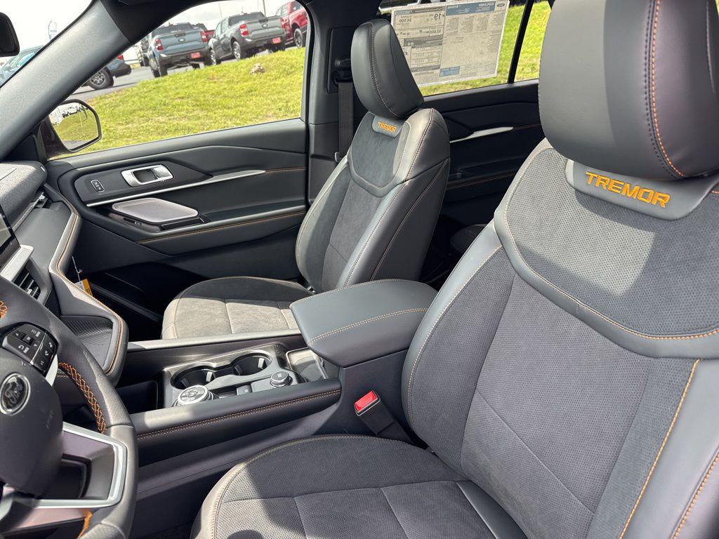صورة مصغرة 13 لـ 2026 FORD EXPLORER TREMOR