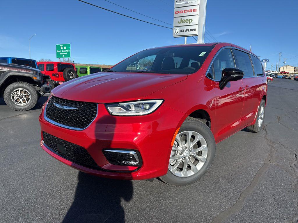 New 2026 Chrysler Pacifica L