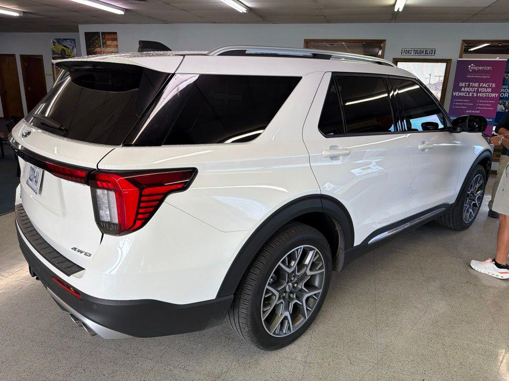 2025 FORD EXPLORER PLATINUM — фото 9