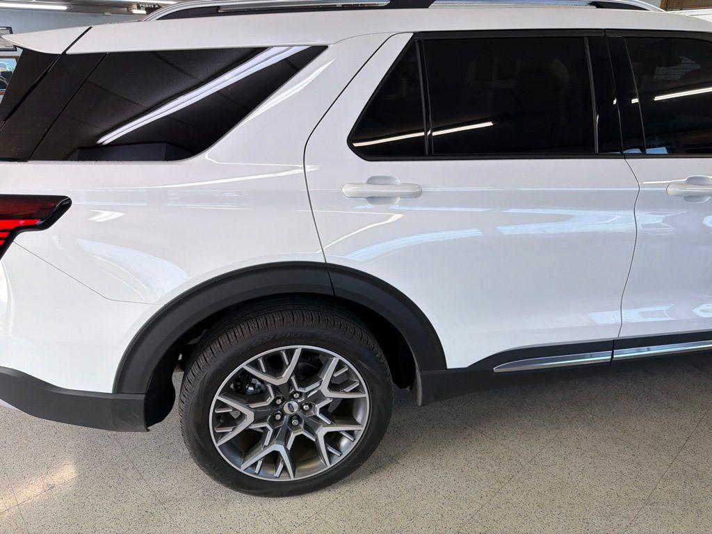 2025 FORD EXPLORER PLATINUM — фото 10