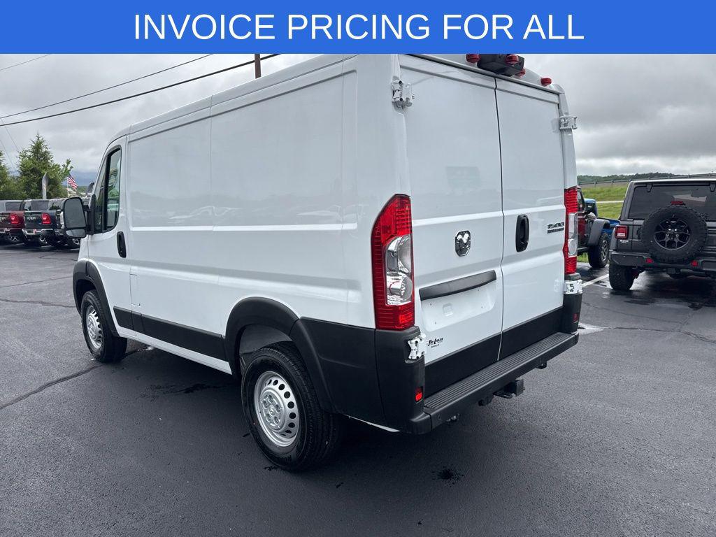 صورة 4 لـ 2026 RAM PROMASTER 1500 LOW ROOF