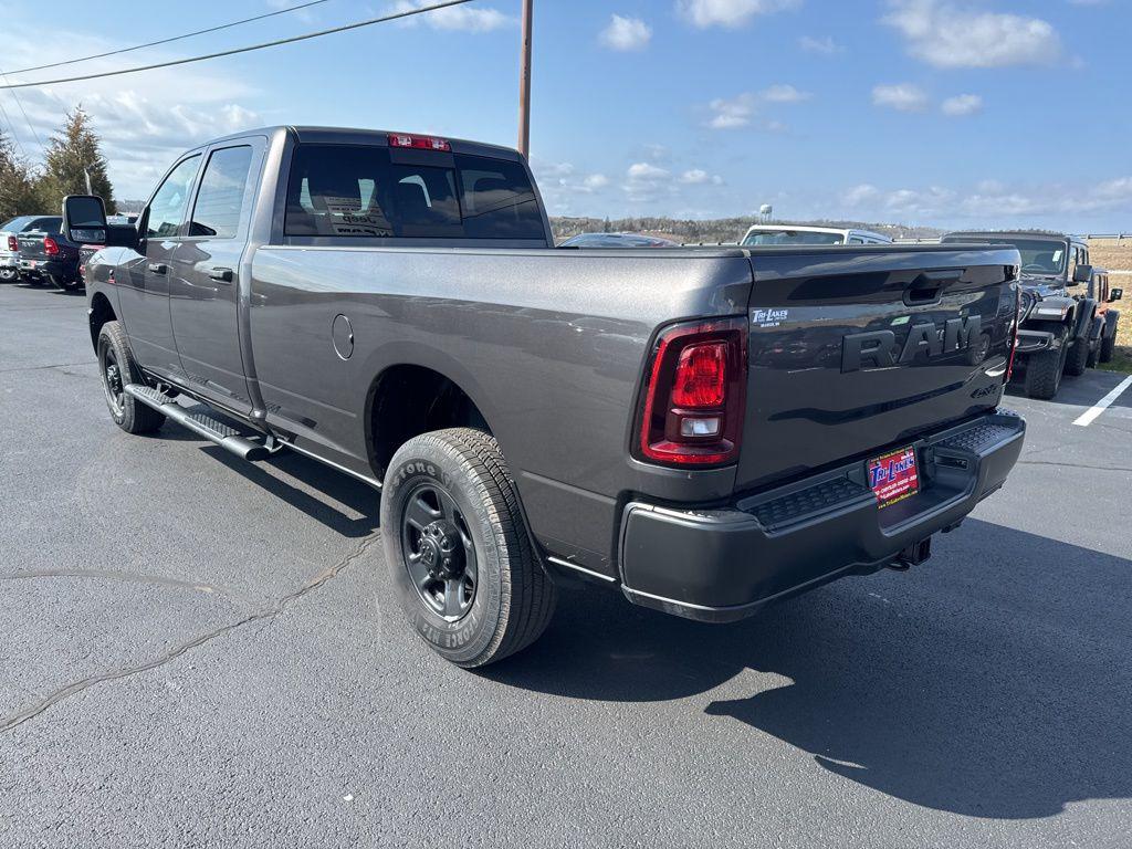 2026 RAM 3500 TRADESMAN CREW CAB 4X4 8' BOX — фото 5