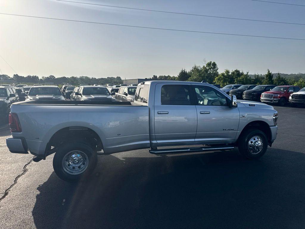 2026 RAM 3500 LARAMIE CREW CAB 4X4 8' BOX 照片 7