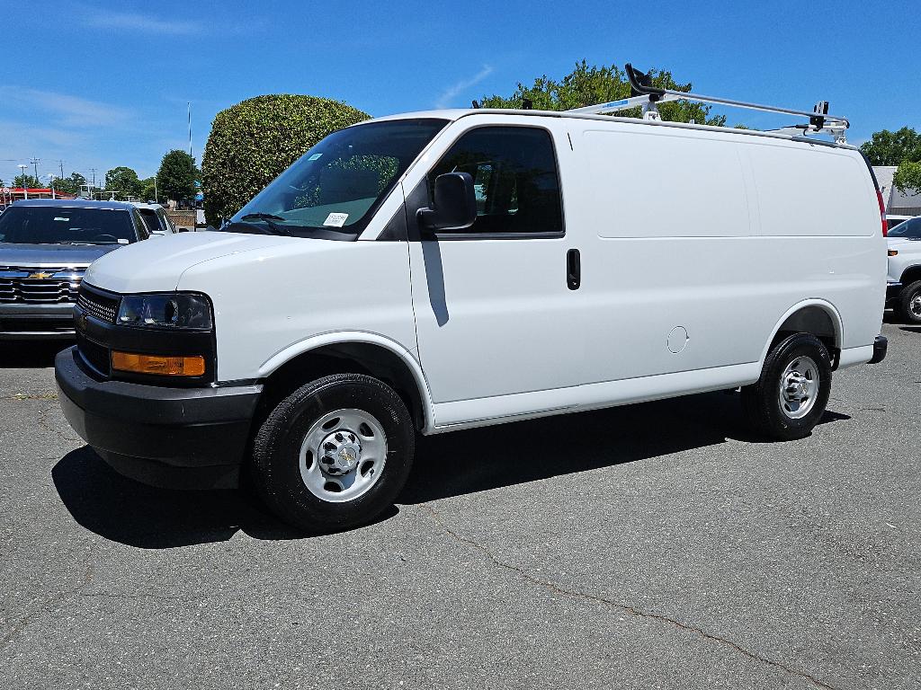 New 2026 Chevrolet Express 2500 Work Van