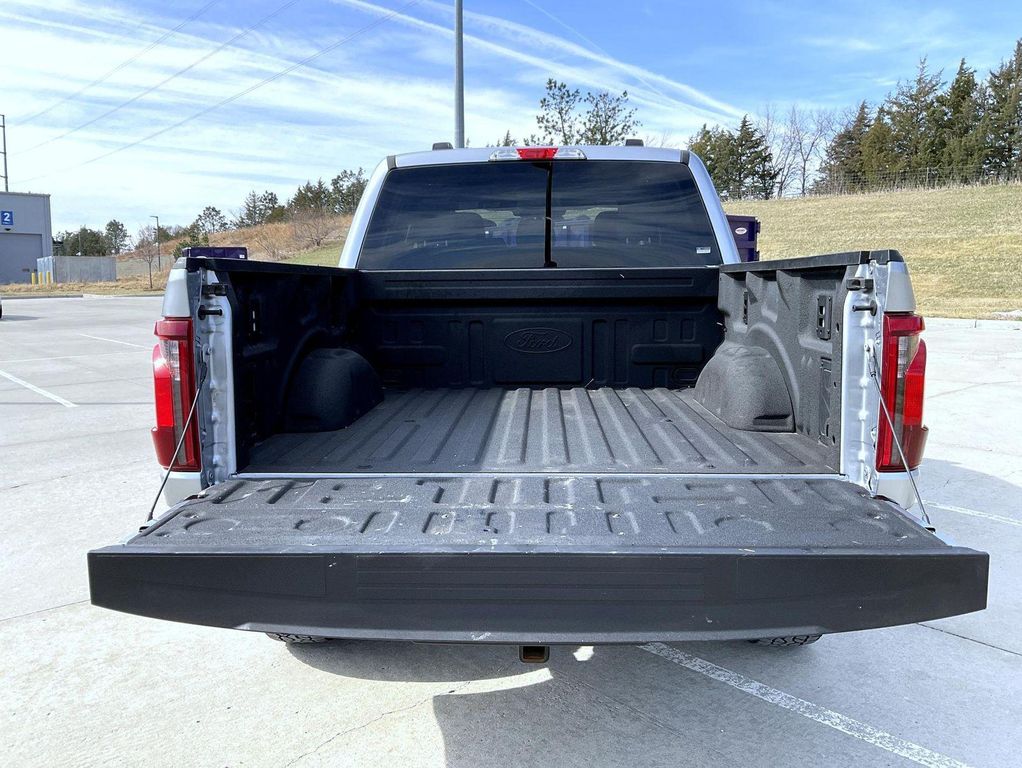 FORD F-150 XLT - 9
