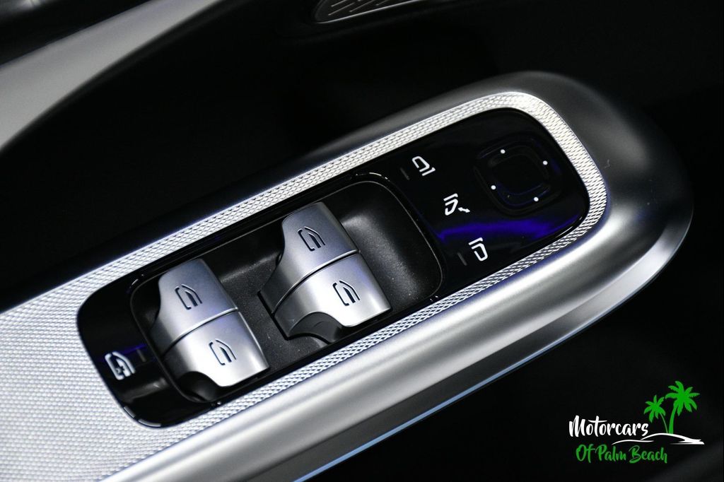 2026 Mercedes-BENZ AMG E 53 E 4MATIC+ 缩略图 23