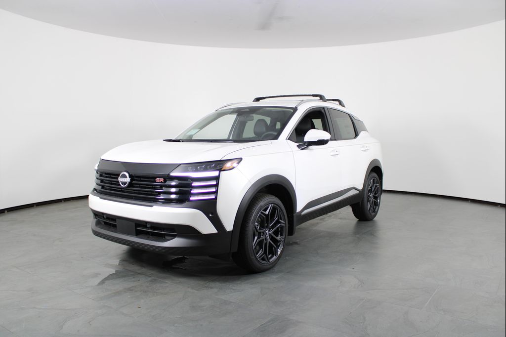 New 2026 Nissan Kicks SR