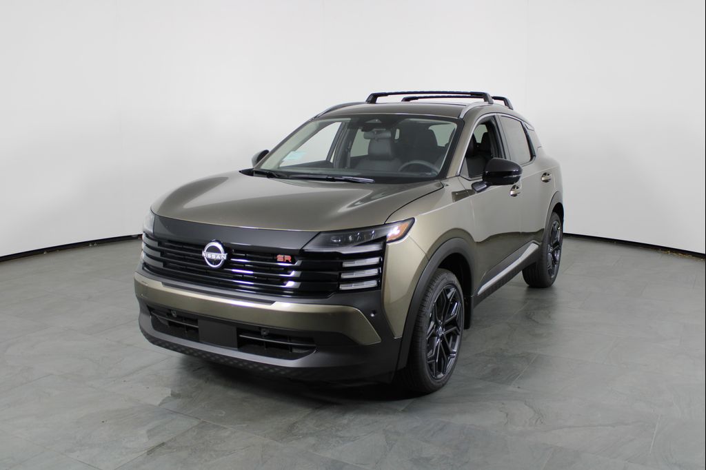 New 2026 Nissan Kicks SR