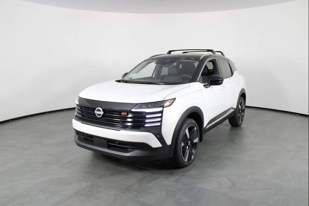 New 2026 Nissan Kicks SR